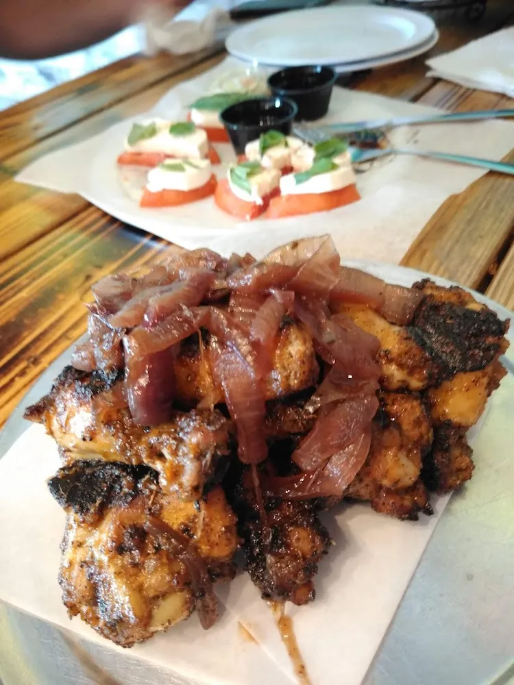 V Signature Wings